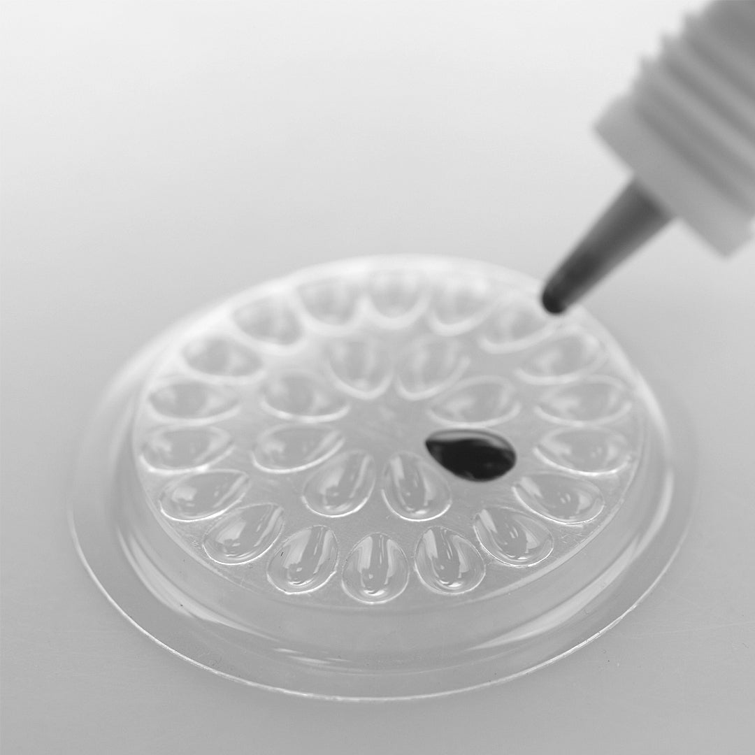 Round Disposable lash Glue Tray - 50 per Quantity