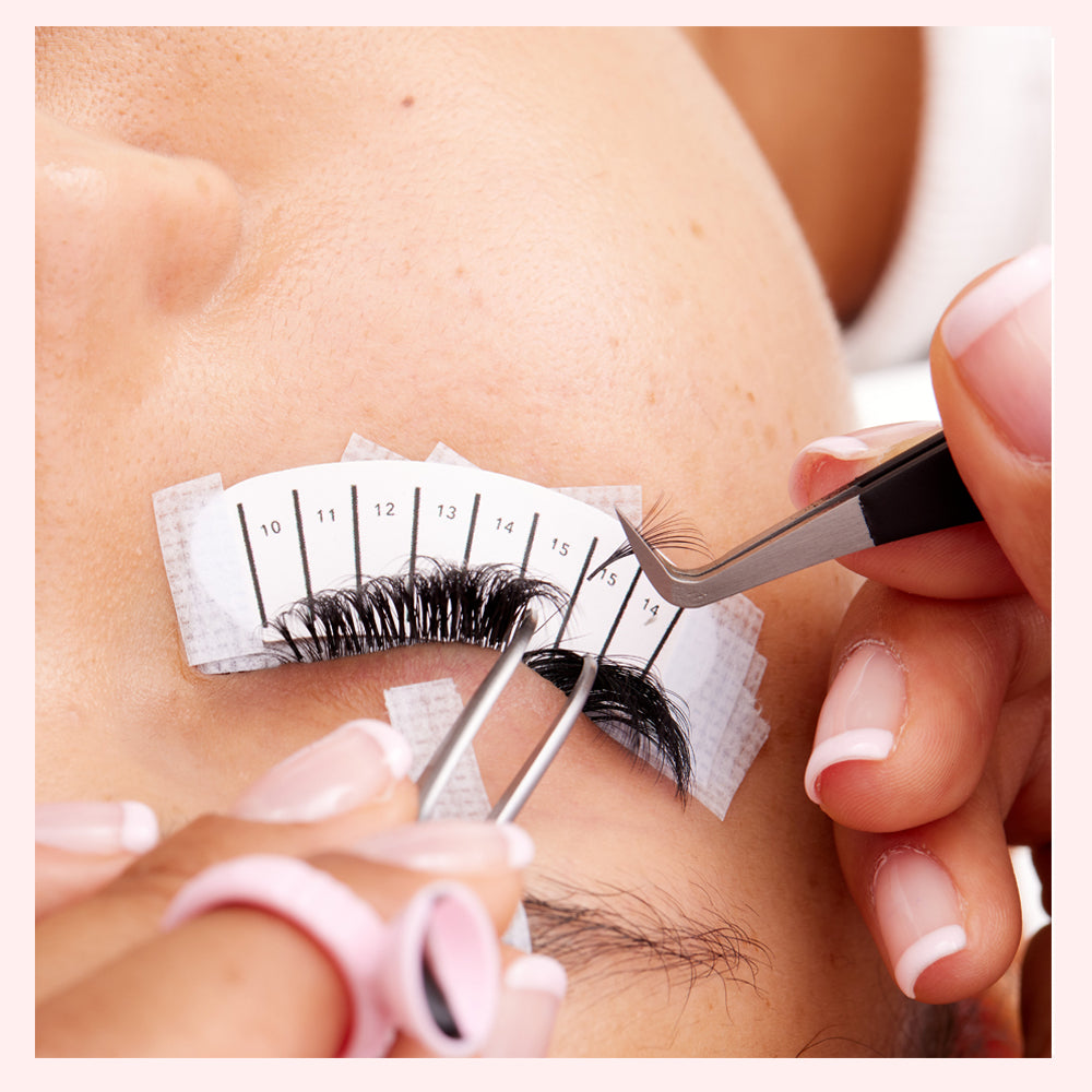 GladGirl Academy Instructor Training - Volume & Mega Volume Eyelash Extensions