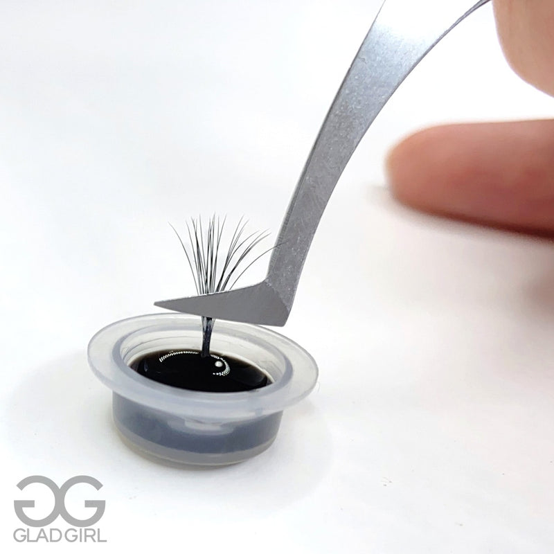 Glue cup for eyelash extensions application - 50 disposable cups per pack